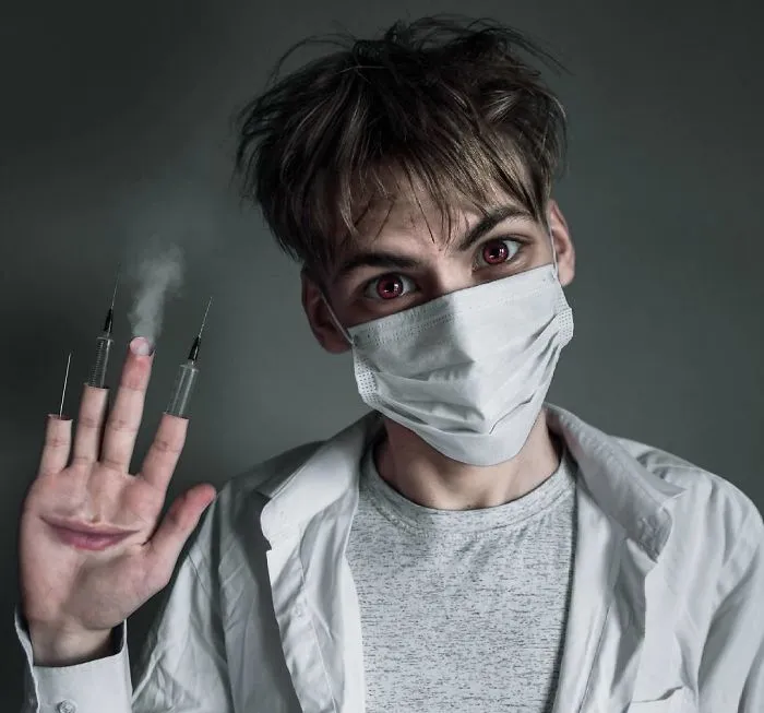 18-Year-Old Russian Creates Dark Surrealist Art And It Will Give You Nightmares
