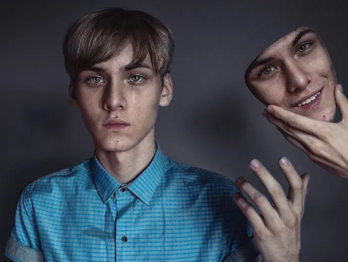 18-Year-Old Russian Creates Dark Surrealist Art And It Will Give You Nightmares
