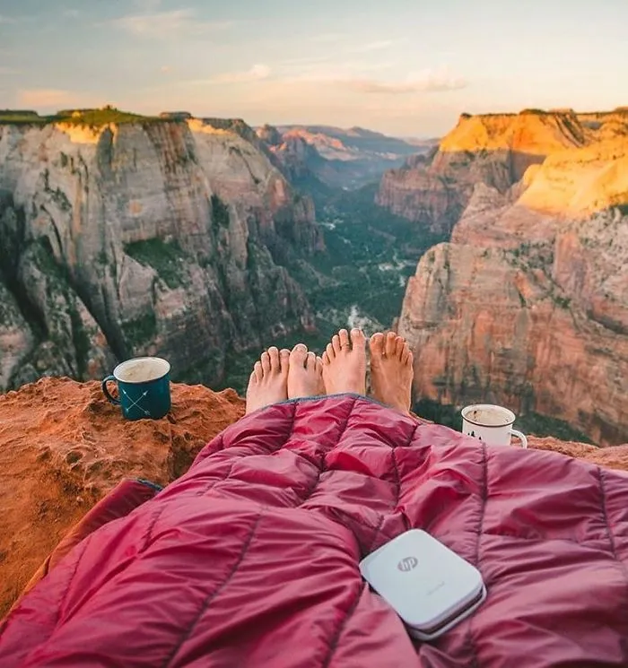 This Woman Makes Fun Of Campers Who Definitely "Did Not Sleep There"