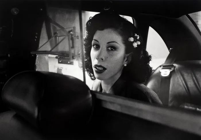 Este taxista pasó 20 años fotografiando a sus pasajeros en Nueva York, comenzó en 1980