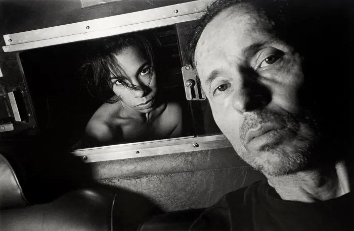 Este taxista pasó 20 años fotografiando a sus pasajeros en Nueva York, comenzó en 1980