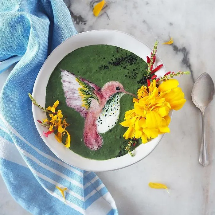 Woman Paints On Her Smoothie Bowls Using Natural Ingredients And The Result Is Too Pretty To Eat