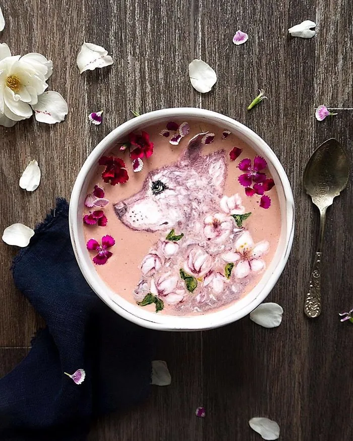 Woman Paints On Her Smoothie Bowls Using Natural Ingredients And The Result Is Too Pretty To Eat