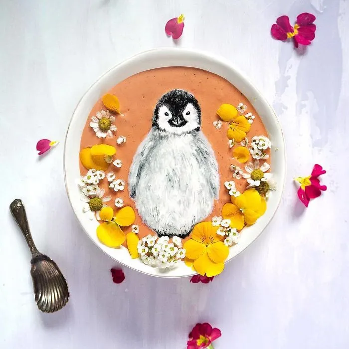 Woman Paints On Her Smoothie Bowls Using Natural Ingredients And The Result Is Too Pretty To Eat