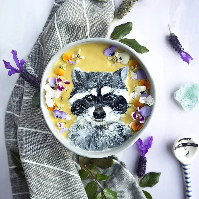 Woman Paints On Her Smoothie Bowls Using Natural Ingredients And The Result Is Too Pretty To Eat