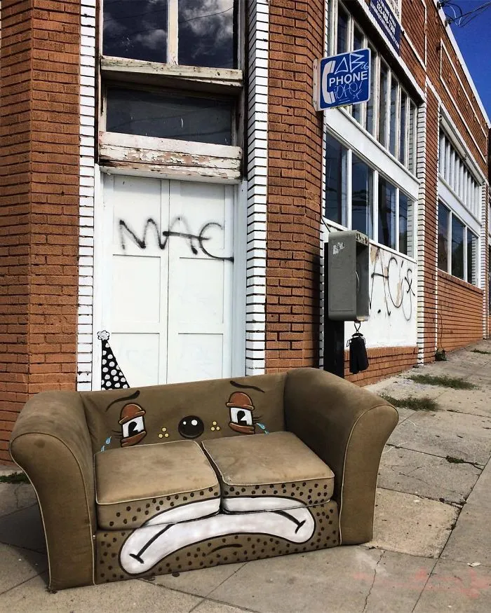 Artist Shows The Sorrow Of Thrown Away Objects He Finds In The Streets By Drawing Sad Clown Faces On Them