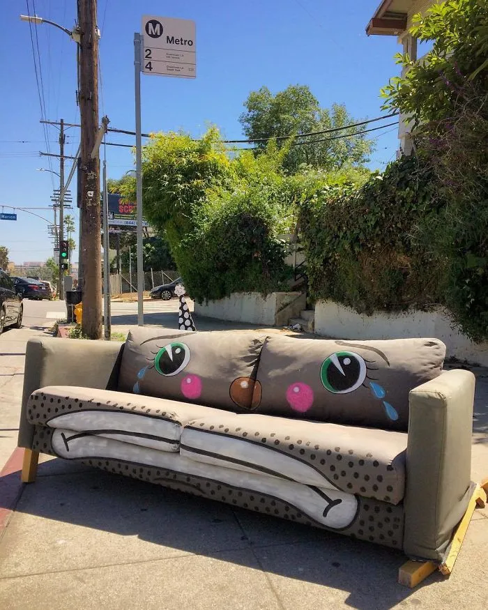 Artist Shows The Sorrow Of Thrown Away Objects He Finds In The Streets By Drawing Sad Clown Faces On Them
