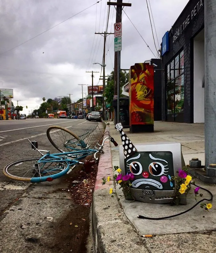 Artist Shows The Sorrow Of Thrown Away Objects He Finds In The Streets By Drawing Sad Clown Faces On Them