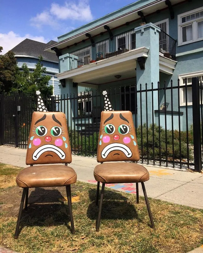 Artist Shows The Sorrow Of Thrown Away Objects He Finds In The Streets By Drawing Sad Clown Faces On Them
