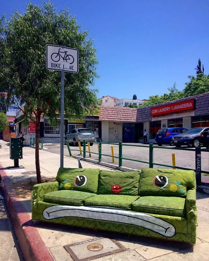 Artist Shows The Sorrow Of Thrown Away Objects He Finds In The Streets By Drawing Sad Clown Faces On Them