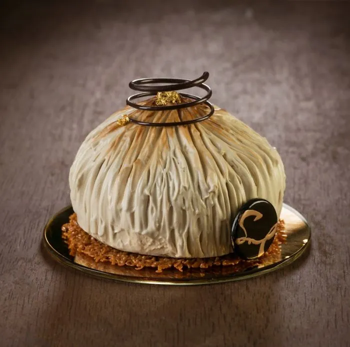 Artist Can’t Eat Sweets Due To Health Problems So He Creates Them From Porcelain Instead