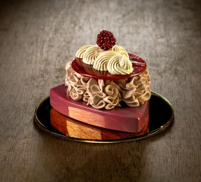 Artist Can’t Eat Sweets Due To Health Problems So He Creates Them From Porcelain Instead