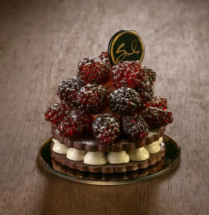Artist Can’t Eat Sweets Due To Health Problems So He Creates Them From Porcelain Instead