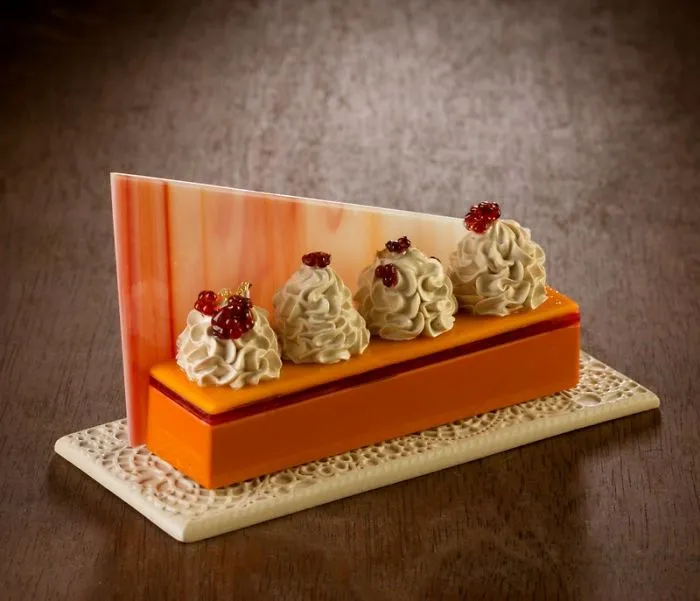 Artist Can’t Eat Sweets Due To Health Problems So He Creates Them From Porcelain Instead