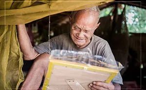 A Malaysian Photographer Gifts Villagers Their 1st Portrait Photo In Rural Cambodia
