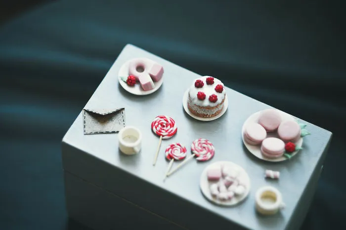 I Make Pretty Caskets With Sweets