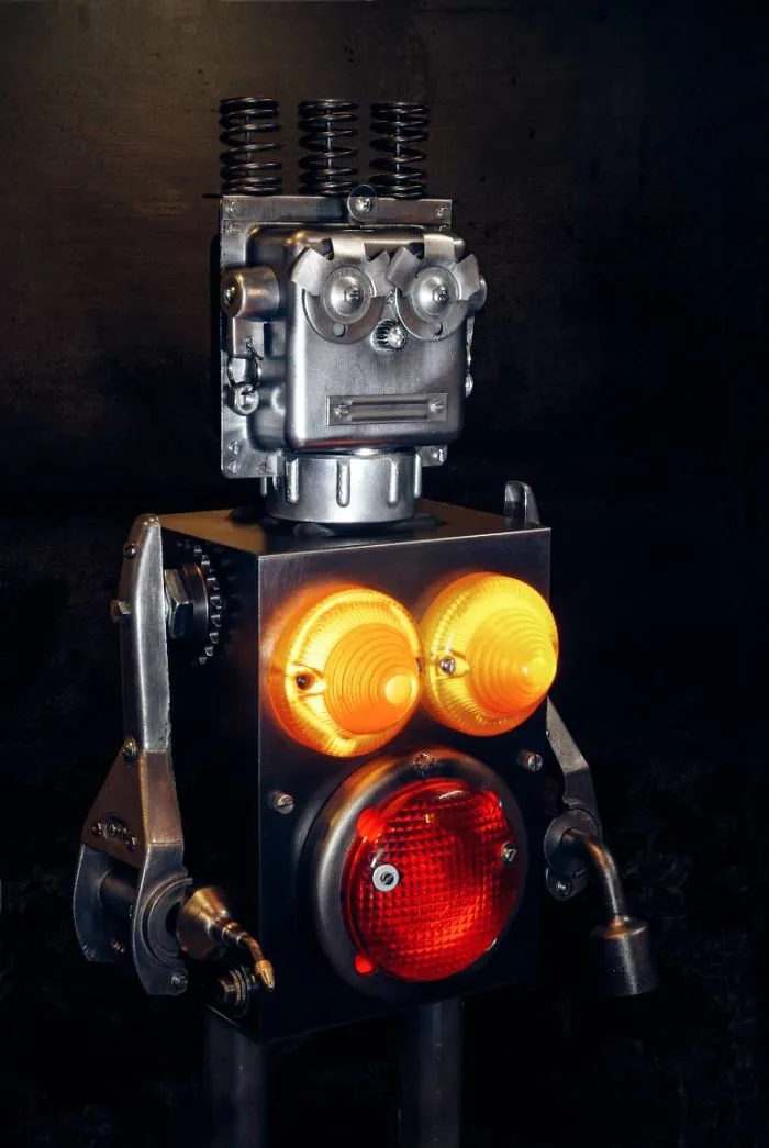 I Sculpt Illuminated Robots From Upcycled Materials