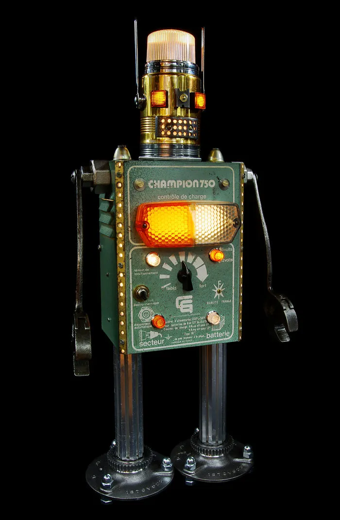I Sculpt Illuminated Robots From Upcycled Materials