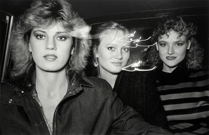 Este taxista pasó 20 años fotografiando a sus pasajeros en Nueva York, comenzó en 1980