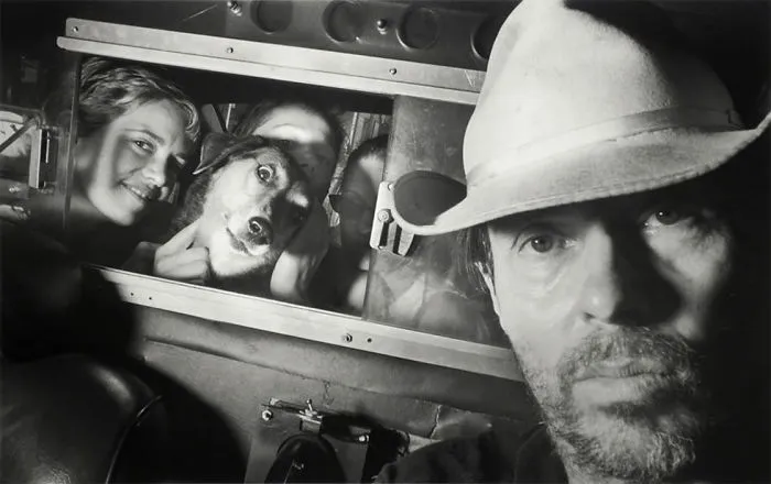Este taxista pasó 20 años fotografiando a sus pasajeros en Nueva York, comenzó en 1980