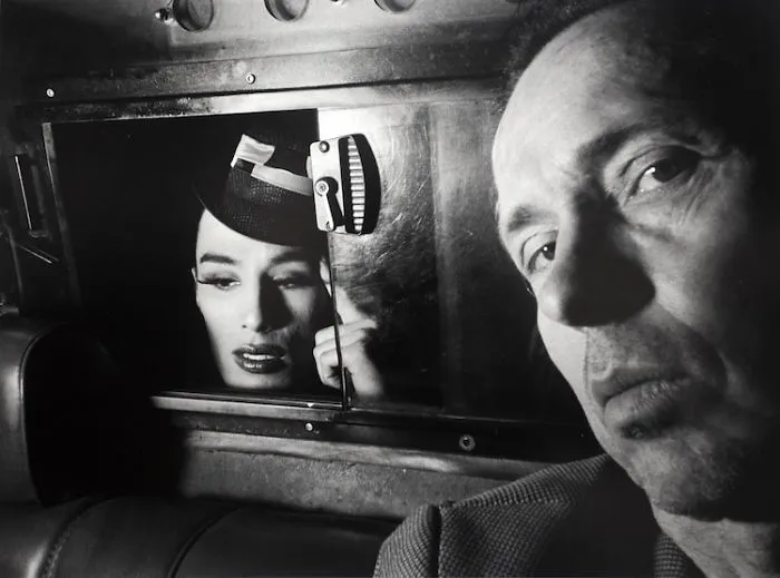 A Taxi Driver Spent 30 Years Photographing His Passengers Through The Streets Of New York