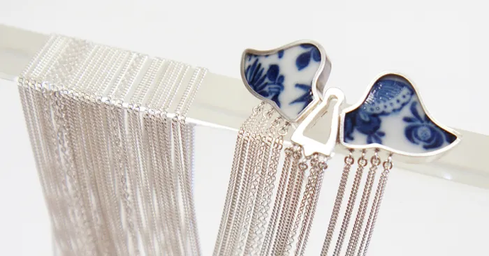 I Wear 300- 400 Year-Old Ceramic Treasure From Qing Dynasty