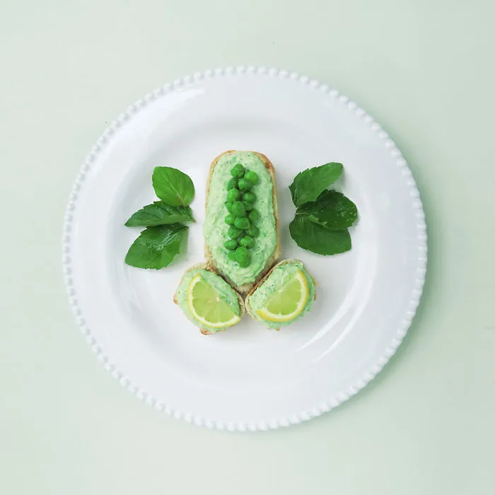 Green Peen Ricotta Dip