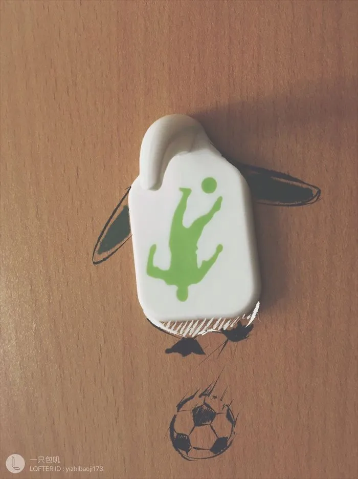 I Find Joy By Drawing On Pictures Of Everyday Objects