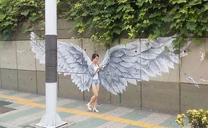 204 Perfectly Timed Photos That Will Mess With Your Head