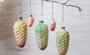 Vintage Ornaments For Real Christmas Spirit.