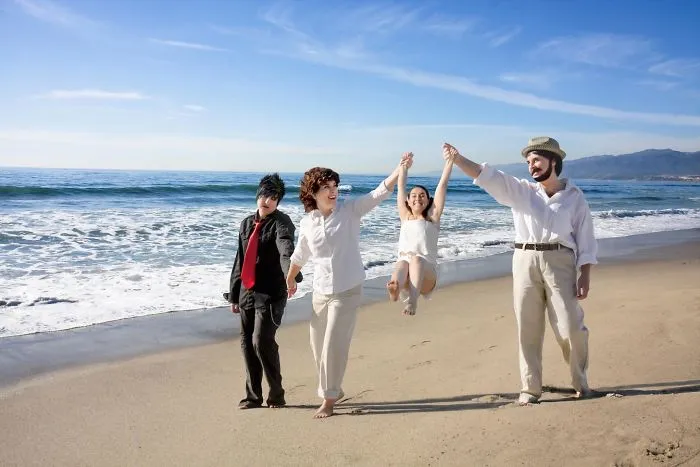 I Photoshopped Myself To Be My Own Awkward Family. Yes, I Did Send This Out To My Family And Friends For The Holidays