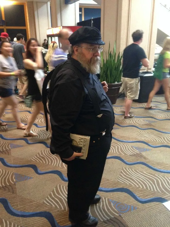 A lo mejor es el auténtico George RR Martin en Tampa Bay Comic Con