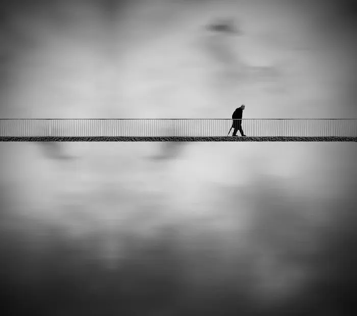 Artist Spots Patterns And Shapes In Everyday Life, Creates Beautiful Minimal Photos