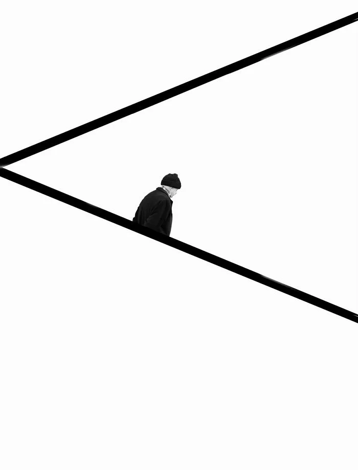 Artist Spots Patterns And Shapes In Everyday Life, Creates Beautiful Minimal Photos