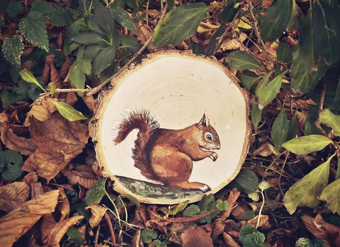 I Paint Animal Portraits On Slices Of Wood