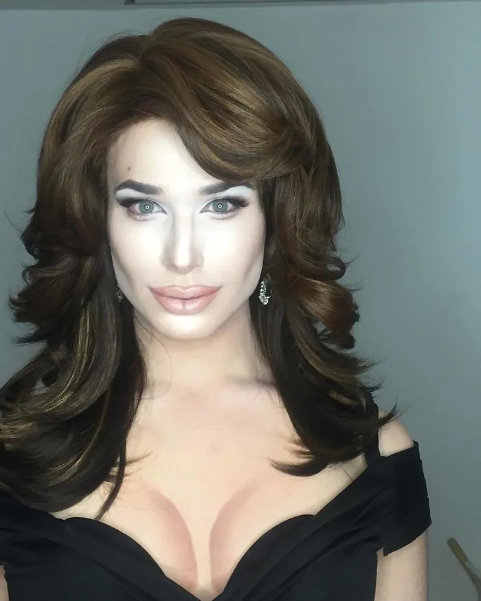 Angelina Jolie