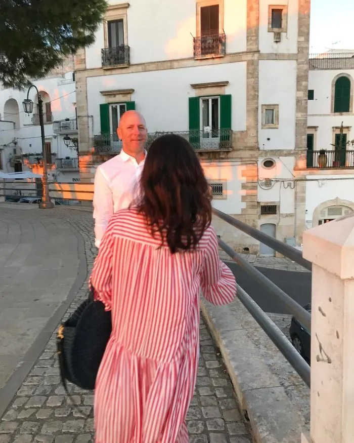 Cuando le pides una foto a un anciano italiano