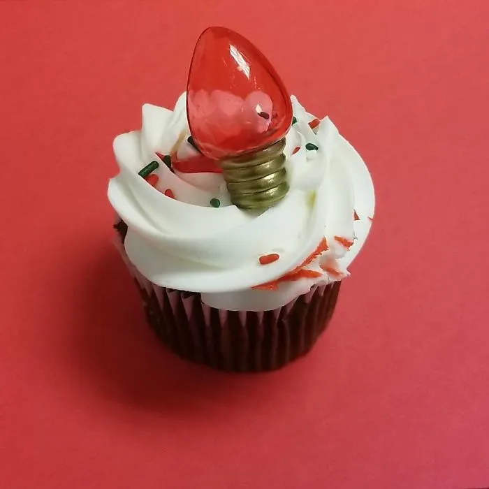 93 Of The Most Creative Christmas Cupcake Ideas Ever