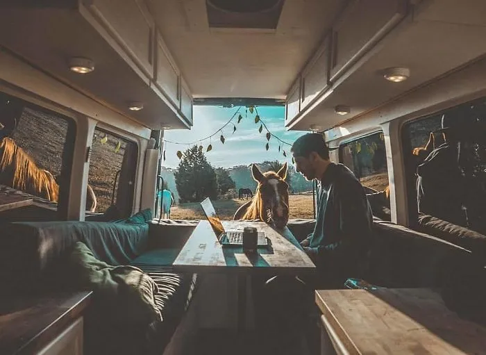 308 Pics From 'Project Van Life' Instagram That Will Make You Wanna Quit Your Job And Travel The World