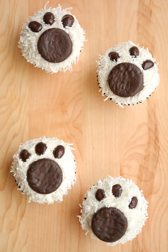93 Of The Most Creative Christmas Cupcake Ideas Ever