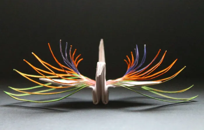 Durante 1000 días he creado y decorado una grulla de origami diaria