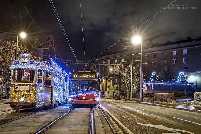 I Spent The Last Three Christmas Seasons Capturing The Wonderful Festive Air Of My Hometown