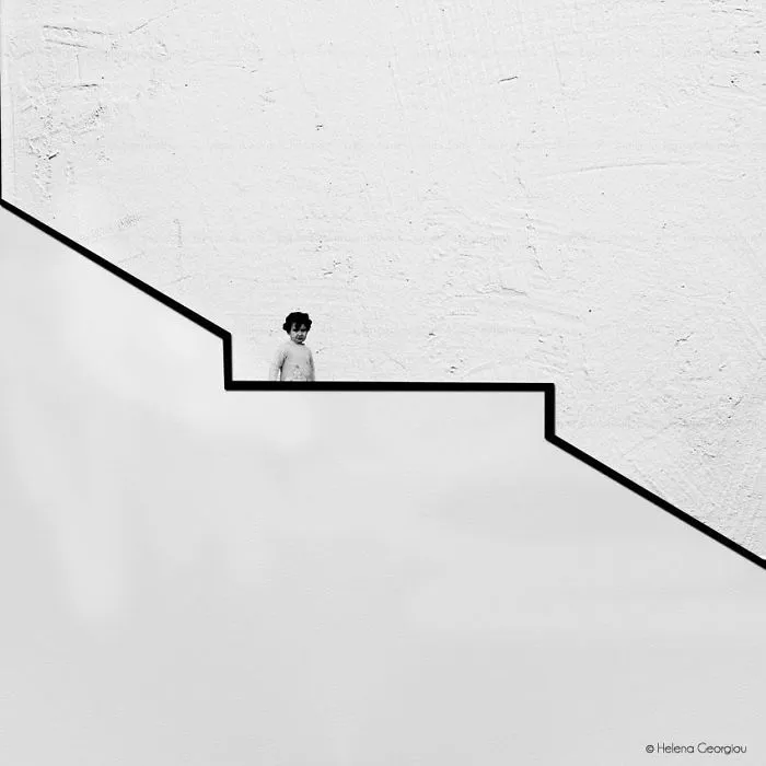 Artist Spots Patterns And Shapes In Everyday Life, Creates Beautiful Minimal Photos