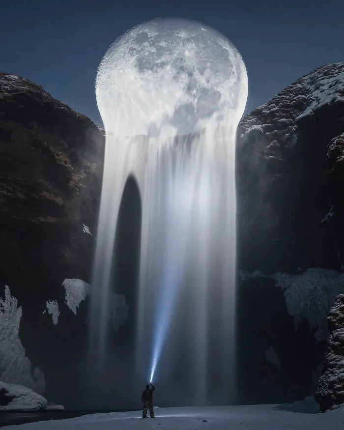 Moonwaterfall
