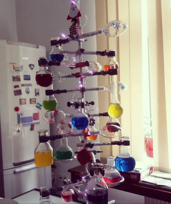 I'm Studting To Become A Pharmacist. We Did This In Our Chem Lab :)