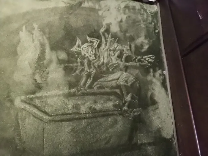 This Lady Draws On Her Carpet And The Result Is So Good, You'll Never Want To Step On It