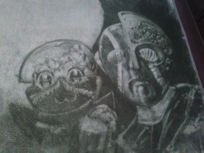 This Lady Draws On Her Carpet And The Result Is So Good, You'll Never Want To Step On It
