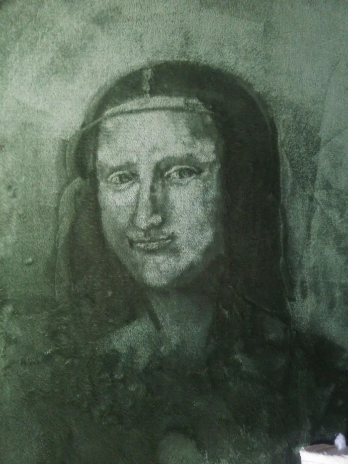 This Lady Draws On Her Carpet And The Result Is So Good, You'll Never Want To Step On It