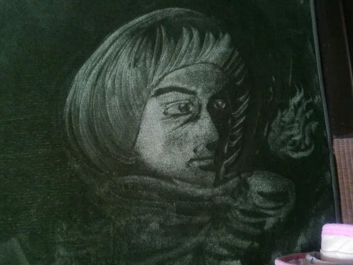 This Lady Draws On Her Carpet And The Result Is So Good, You'll Never Want To Step On It