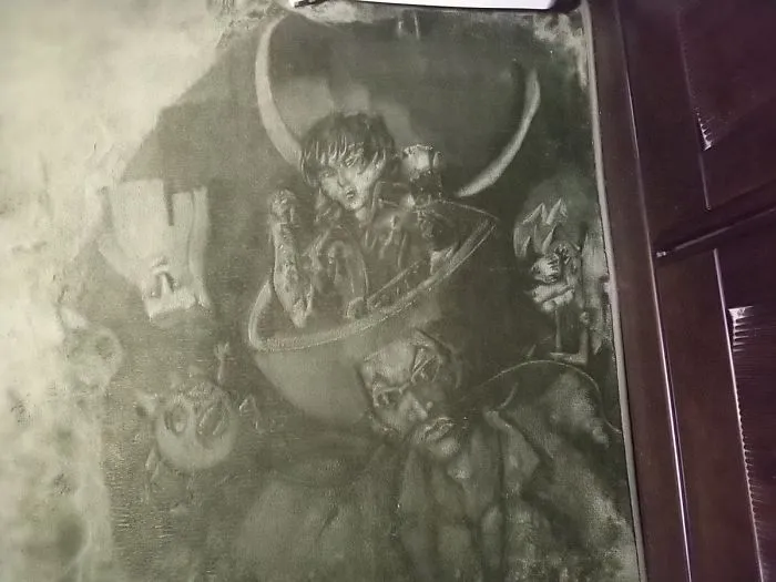 This Lady Draws On Her Carpet And The Result Is So Good, You'll Never Want To Step On It
